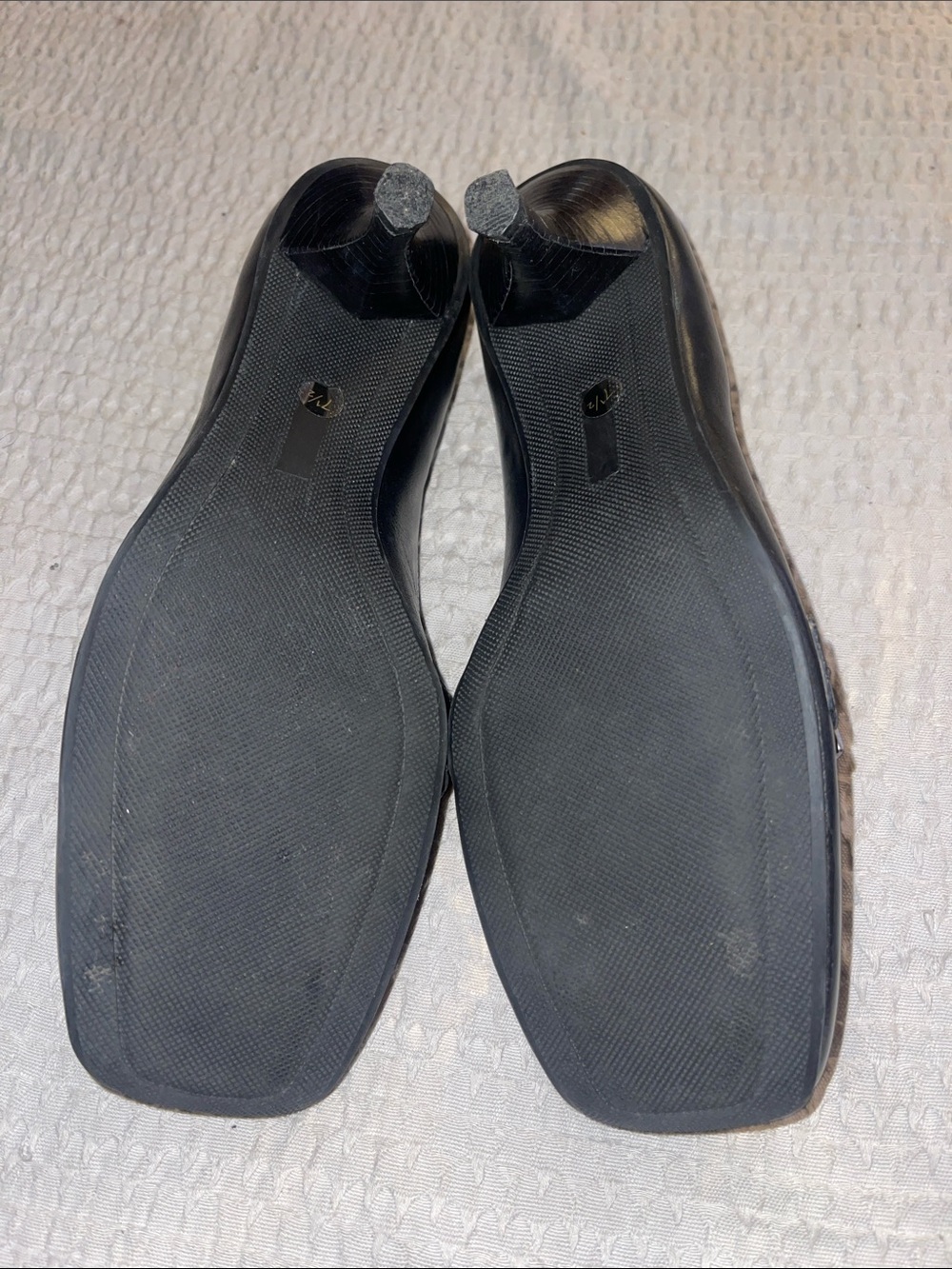 Roberto Vianni Black Leather Square-Toe Heels - Picture 3 of 4